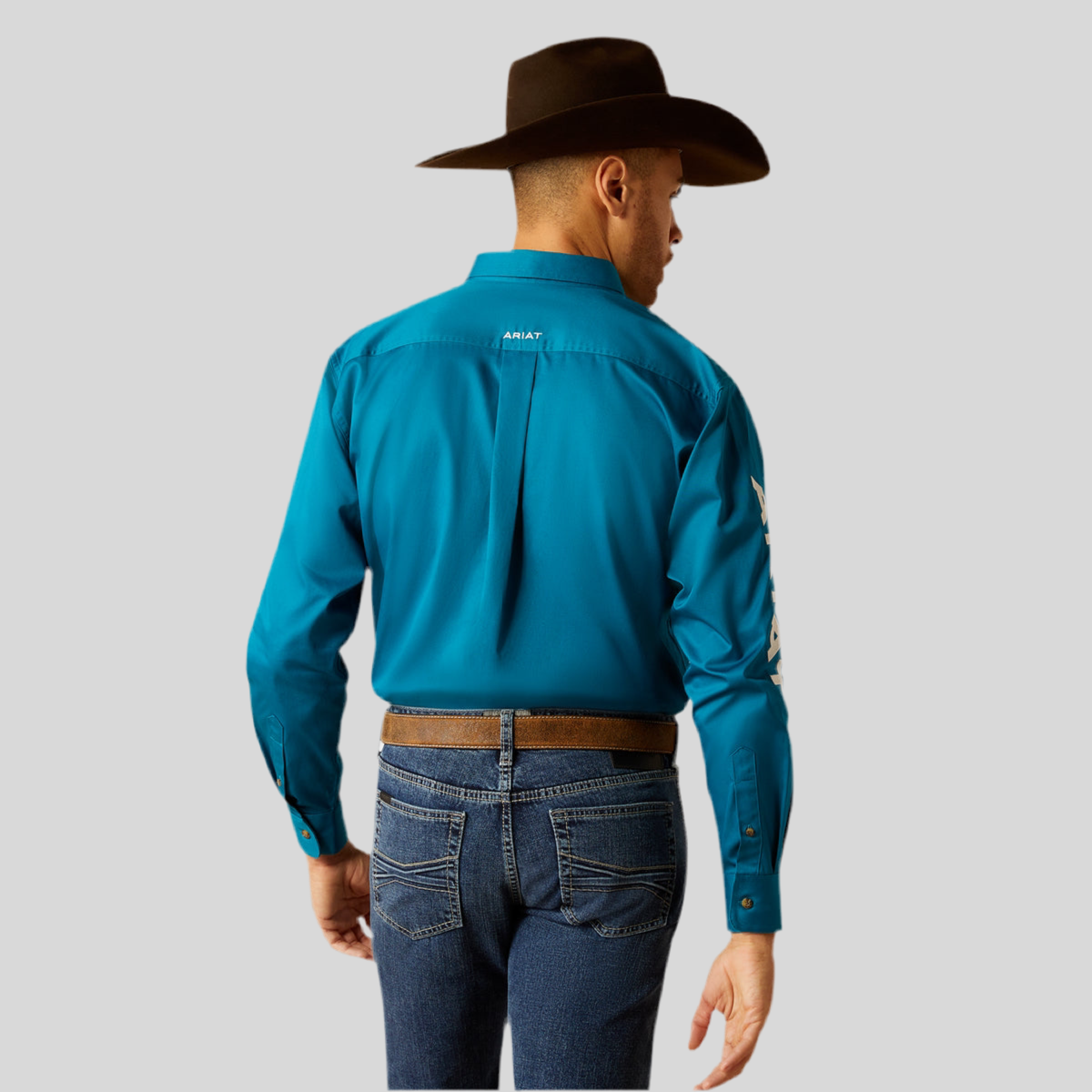 Camisa Ariat Team Logo Twill Turquesa Corte Clásico 10052825