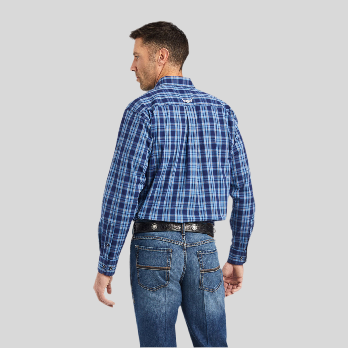 Camisa Ariat corte clasico colección relentless 10042348