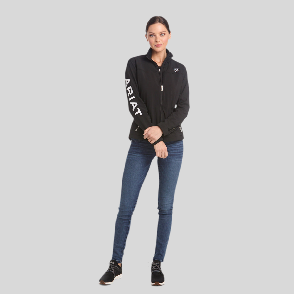 Chamarra Ariat New Team Softshell Negro 10019206