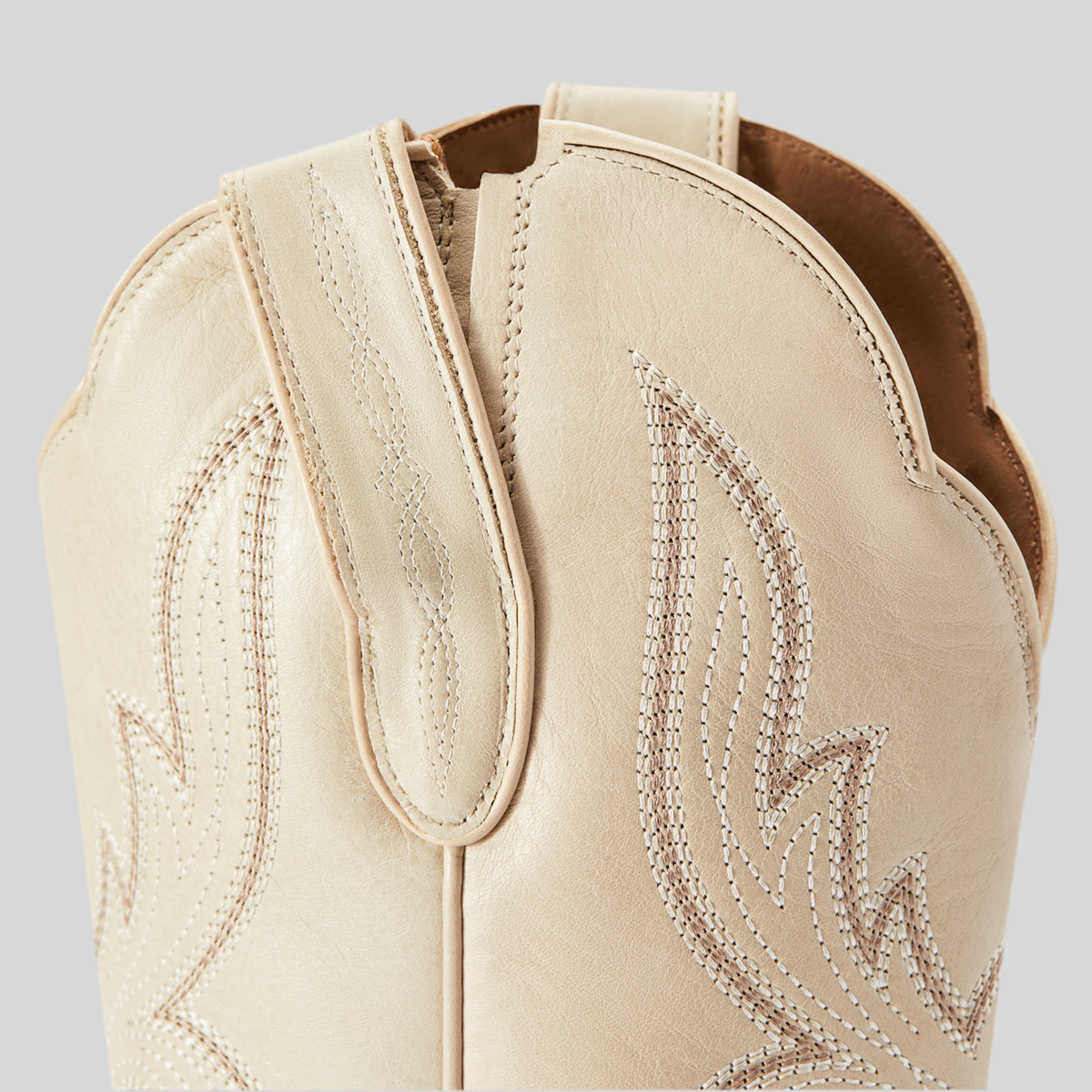 Bota Vaquera Ariat Belinda Hueso 10044412