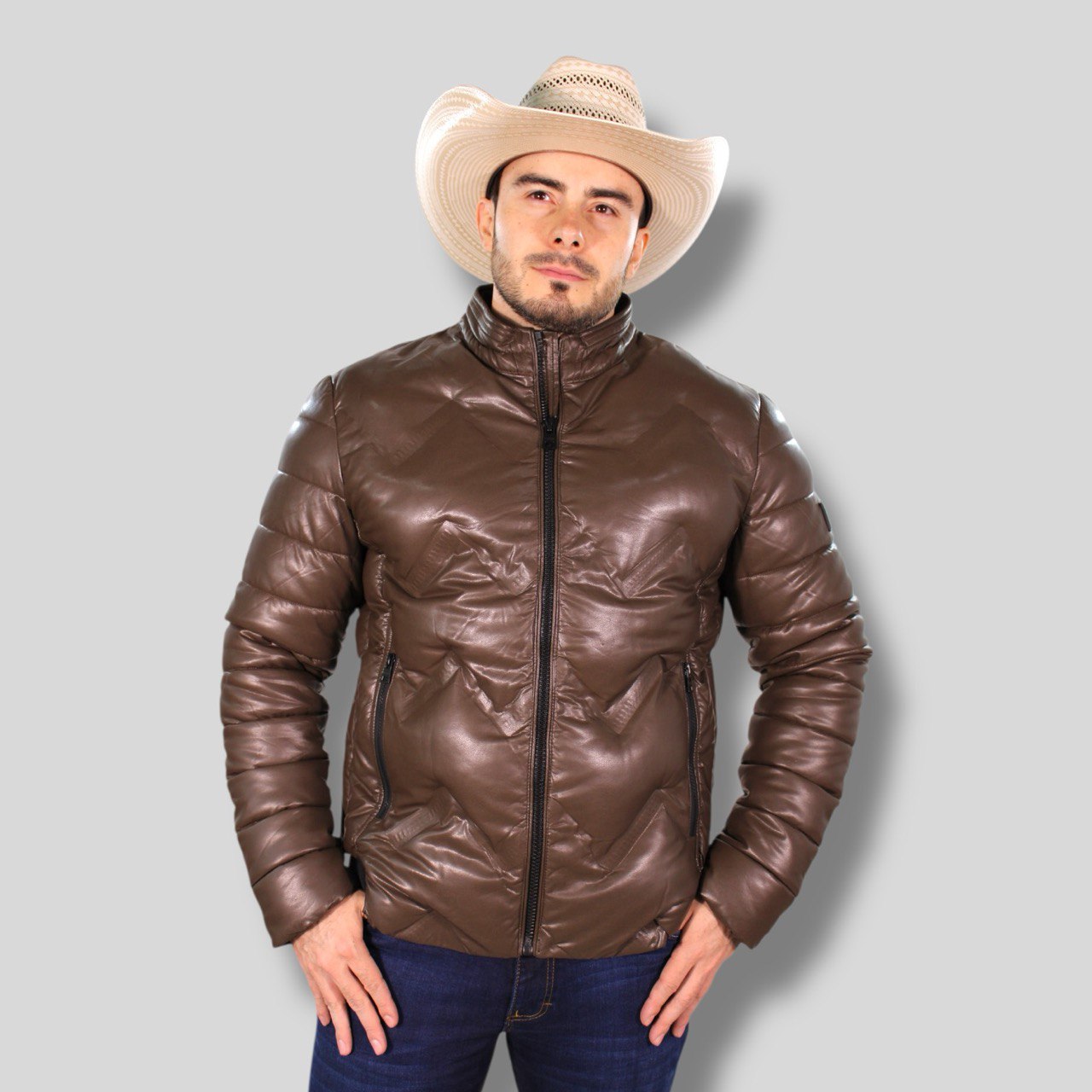 Chamarra McAlleN Coffee