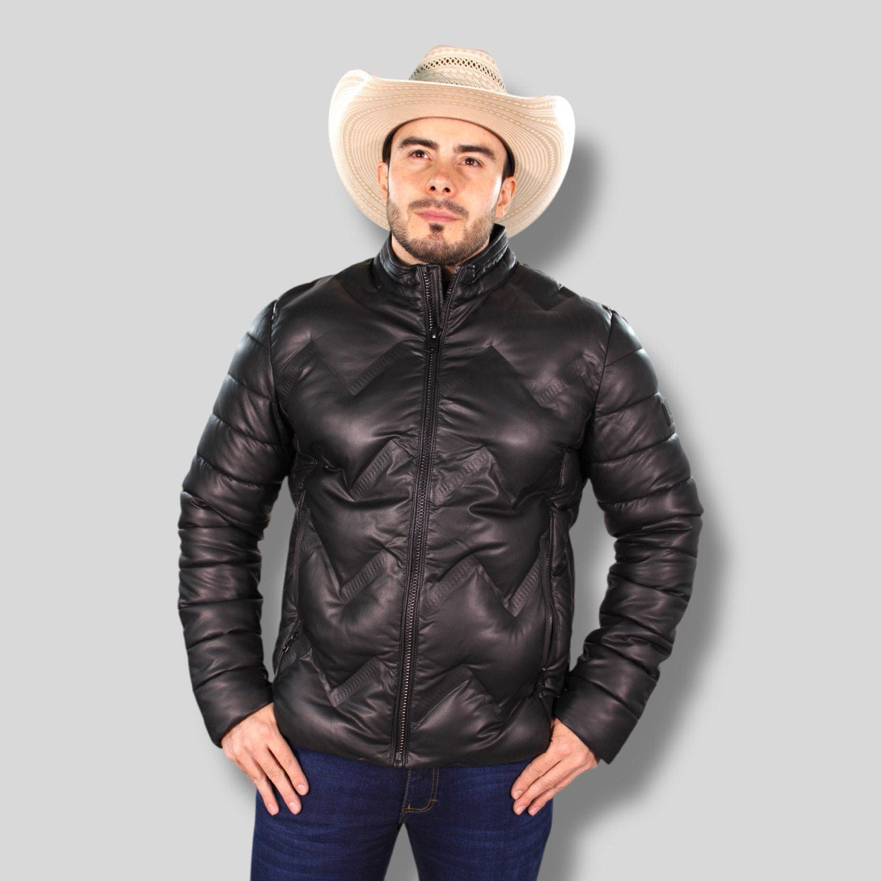 Chamarra McAlleN Black