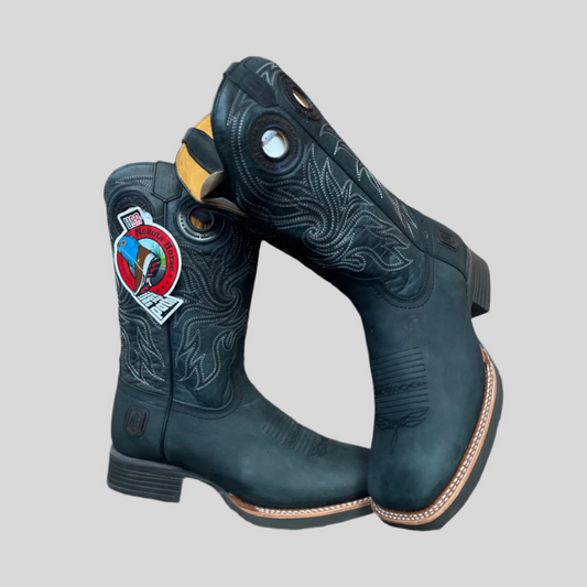 Bota #4908 Nokota Negro. STANLEY 15