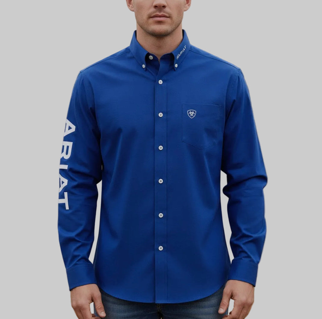 Camisa Ariat Team Logo Twill Azul Corte Fitted