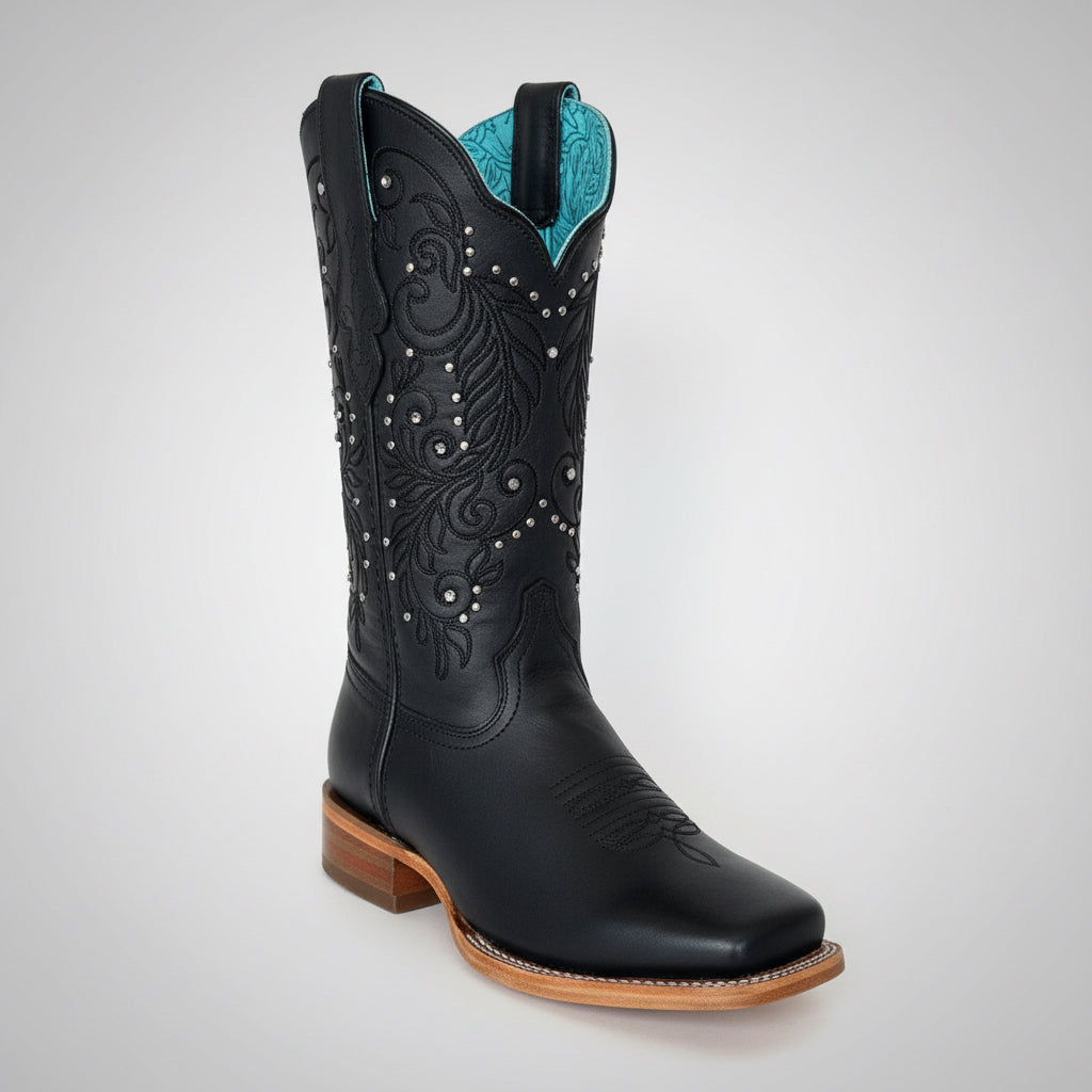 Bota Nokota #4523 Vaccheta negro. JESSENIA 15
