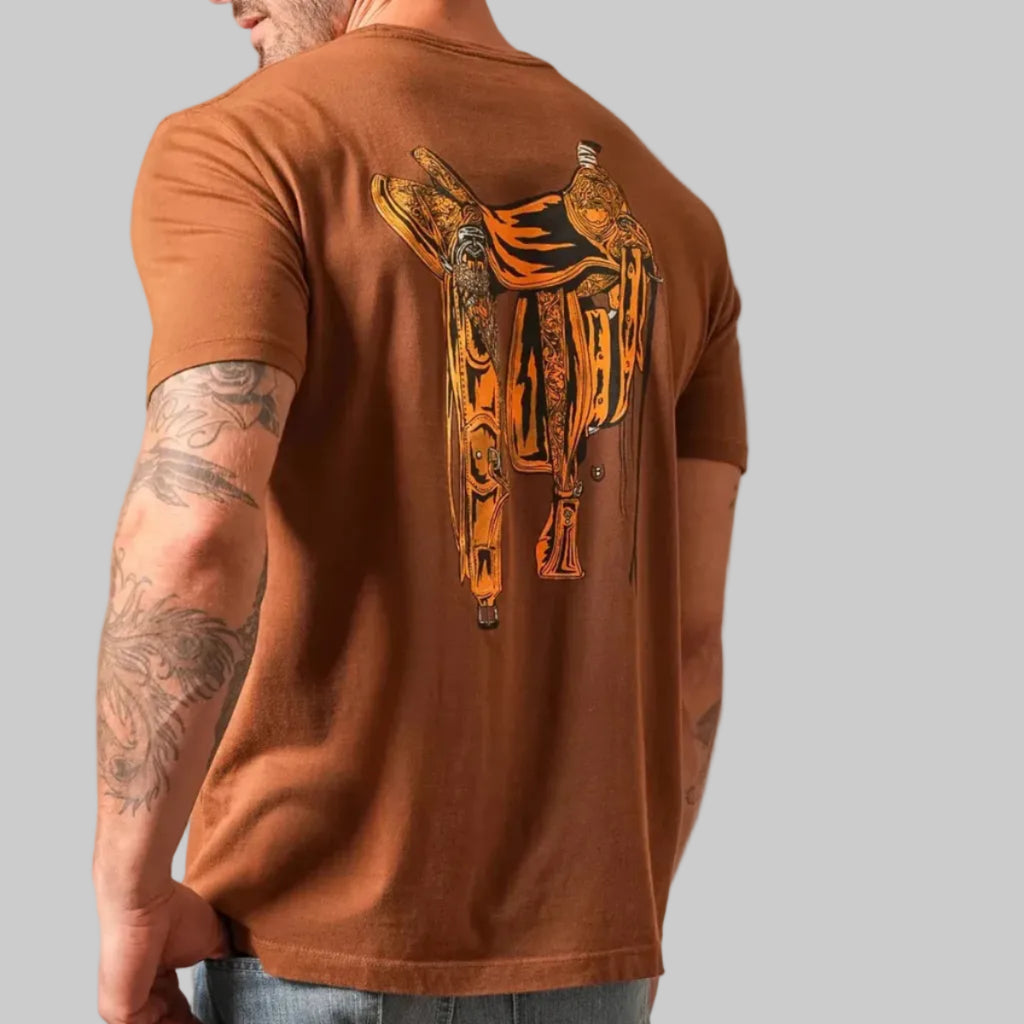 Playera Kimes Ranch Lucky B Saddle Dark-Brown