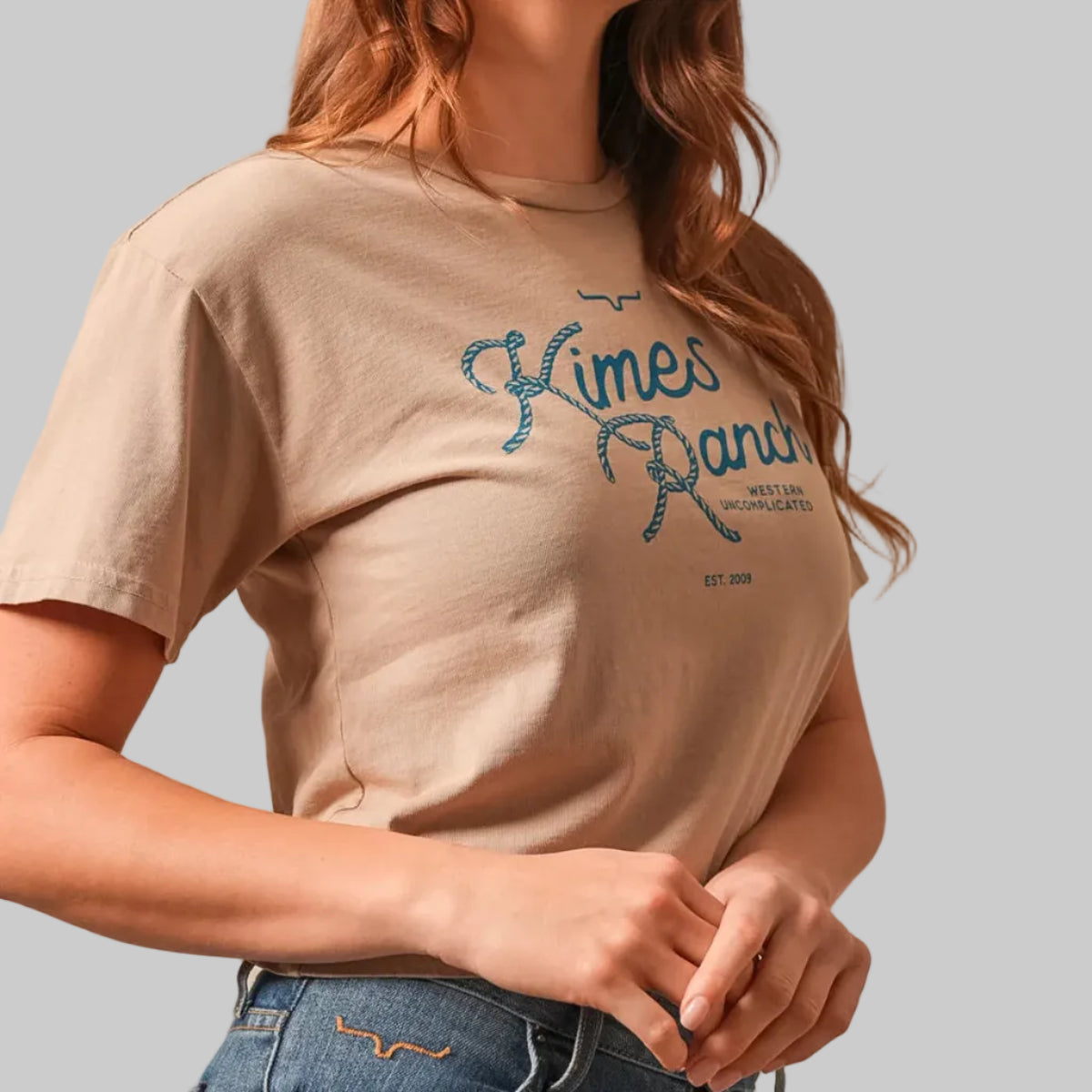 Playera Kimes Ranch Lasso Script Tan