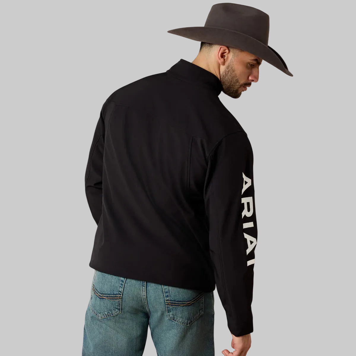 Chamarra Ariat Softshell New Team  Negro