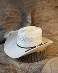 Sombrero West Point 100X George Bicolor X Flower