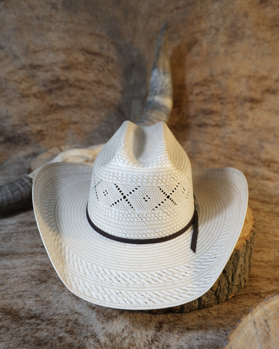 Sombrero West Point 100X George Bicolor X Flower